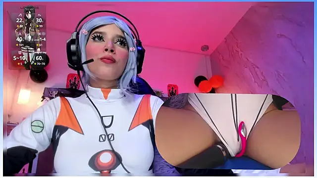 Snapshot of SweetieCloe_ chatting on 3, 11, 2025 SweetieCloe online show from 3, 11, 2025