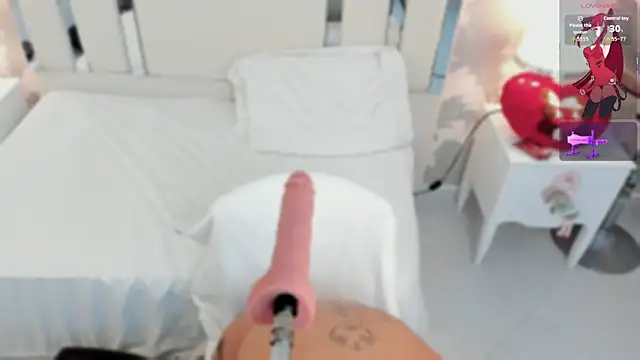 Snapshot of Miliaangeles chatting on 22, 12, 2025 Miliaangeles online show from 22, 12, 2025