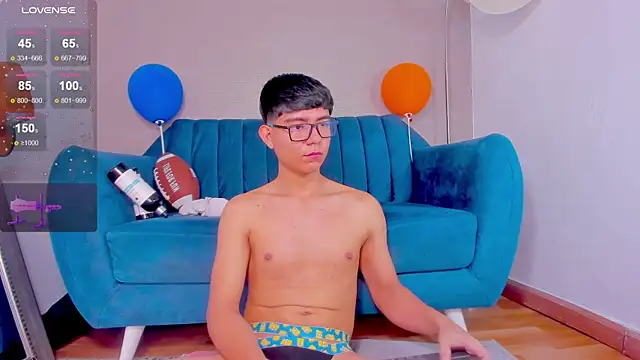 CodyTwink online show from 12, 2, 2025