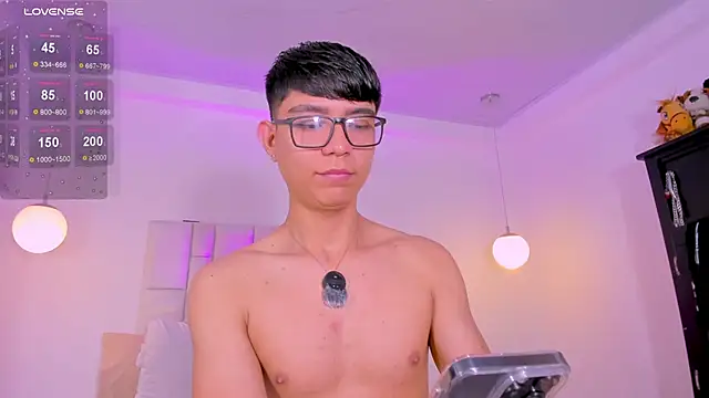 CodyTwink online show from 2, 5, 2026