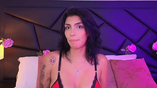 Snapshot of DeuxGold chatting on 25, 9, 2025 DeuxGold online show from 25, 9, 2025