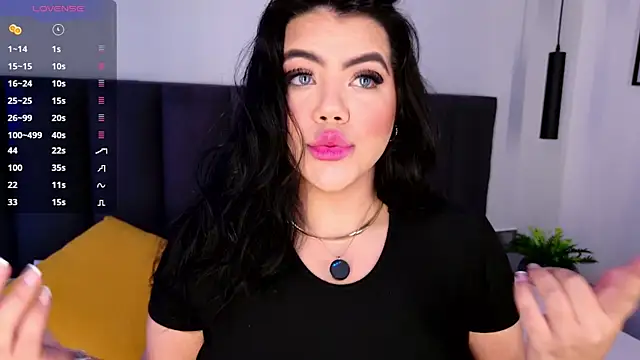 Snapshot of Harmonybabe_ chatting on 19, 9, 2025 Harmonybabe  online show from 19, 9, 2025