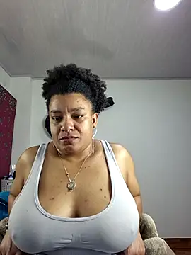 Snapshot of Selket11 chatting on 18, 12, 2025 Selket11 online show from 18, 12, 2025