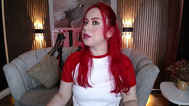 Naty slavedoll online show from 5, 6, 2026