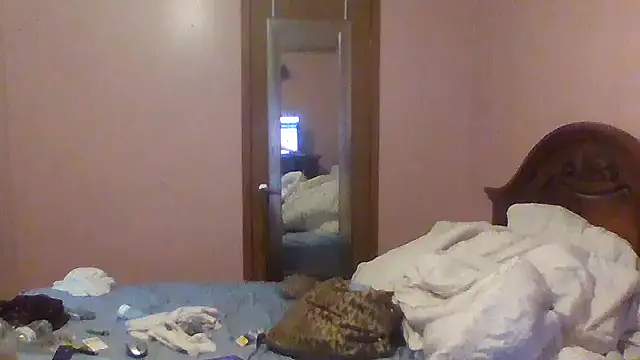 Snapshot of Mrunpredictableyouknow chatting on 22, 10, 2025 Mrunpredictableyouknow online show from 22, 10, 2025