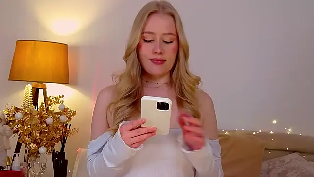 JuliaJaee online show from 26, 12, 2024