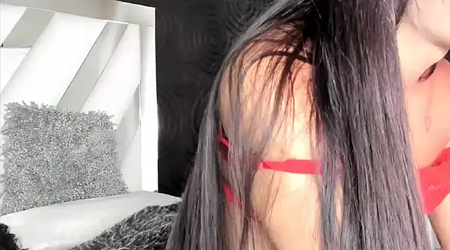 ambermartin  online show from 25, 1, 2025