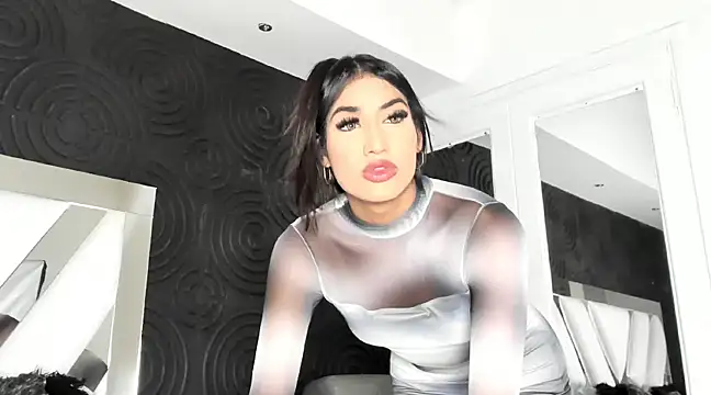 ambermartin  online show from 3, 3, 2025