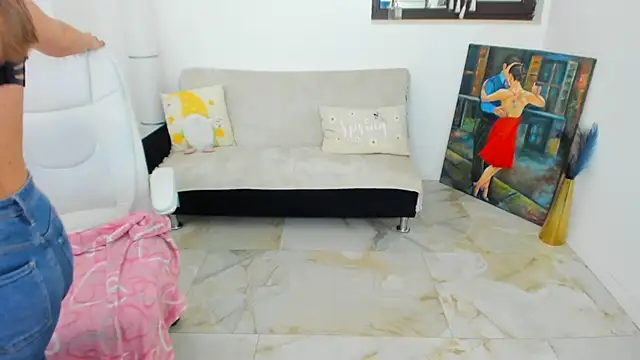 Darya Baby online show from 7, 11, 2025