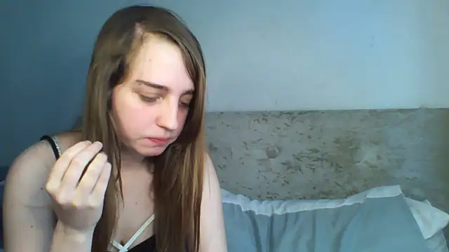 EvieRoseex online show from 23, 4, 2026