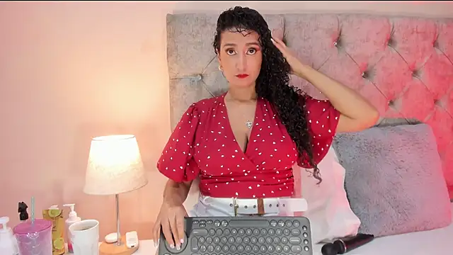 Snapshot of Holyjacky_ chatting on 14, 9, 2025 Holyjacky  online show from 14, 9, 2025