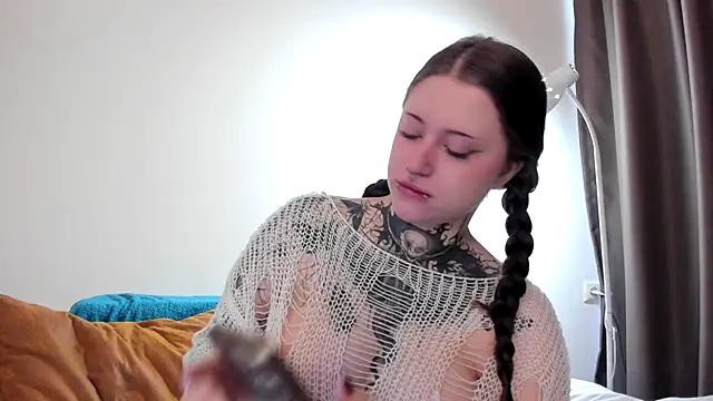 Snapshot of vergillhell chatting on 7, 10, 2025 vergillhell online show from 7, 10, 2025