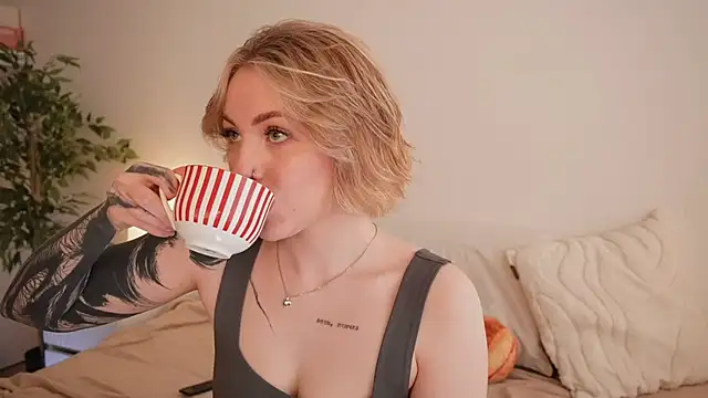 kris69kiss online show from 24, 3, 2026