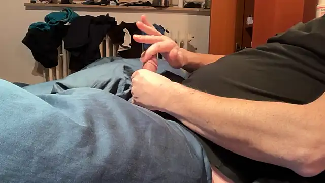 Geilerjung69 online show from 3, 2, 2026