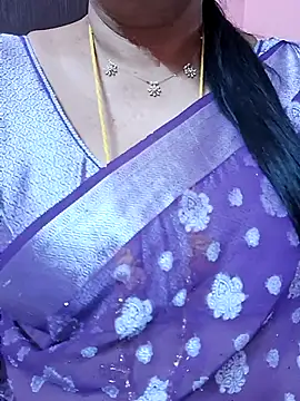 Snapshot of ananya956 chatting on 25, 6, 2026 ananya956 online show from 25, 6, 2026