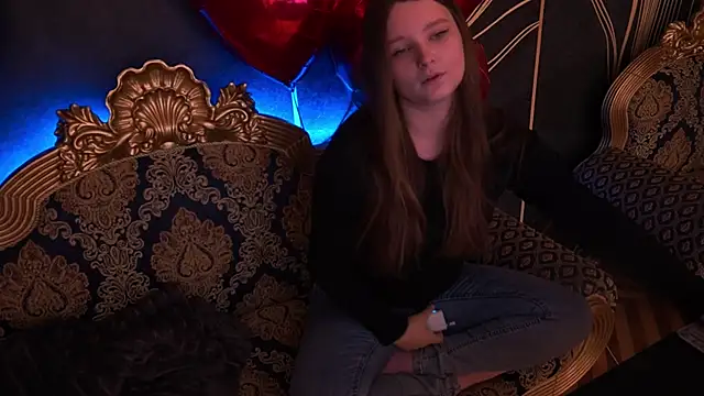 MagicPeachh  online show from 10, 2, 2026