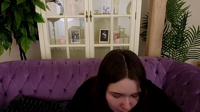 MagicPeachh  online show from 3, 4, 2026