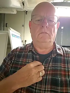 andrejoyfull64 online show from 27, 10, 2025