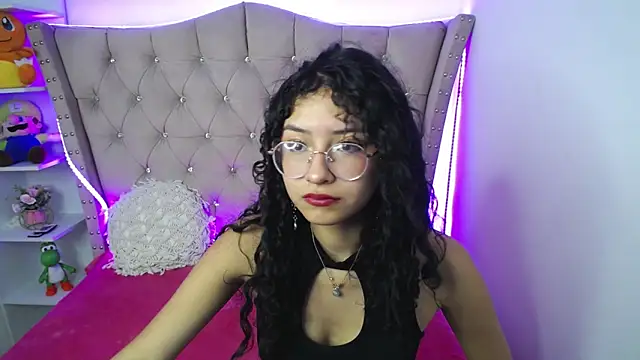 Snapshot of CherieCurl chatting on 8, 3, 2025 CherieCurl online show from 8, 3, 2025