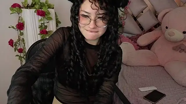 CherieCurl online show from 4, 5, 2026