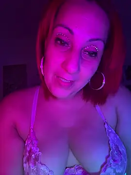 DeeLight124 online show from 4, 2, 2026