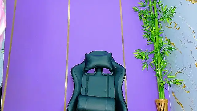 Snapshot of scarlet-jonesx chatting on 19, 9, 2025 scarlet-jonesx online show from 19, 9, 2025