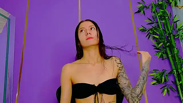 Snapshot of scarlet-jonesx chatting on 27, 10, 2025 scarlet-jonesx online show from 27, 10, 2025