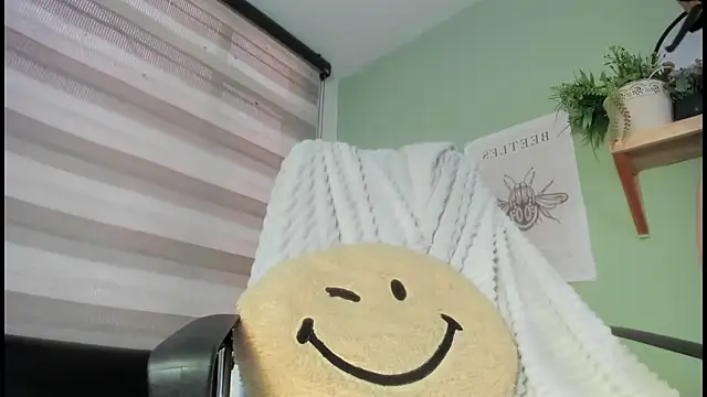 SheryLee online show from 4, 2, 2025