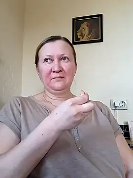 Snapshot of blondyaguar chatting on 24, 2, 2025 blondyaguar online show from 24, 2, 2025