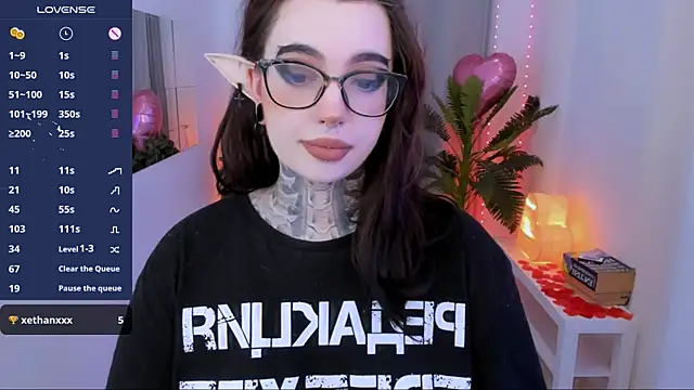 Snapshot of Dixi_Pixi_ chatting on 16, 2, 2025 Dixi Pixi  online show from 16, 2, 2025