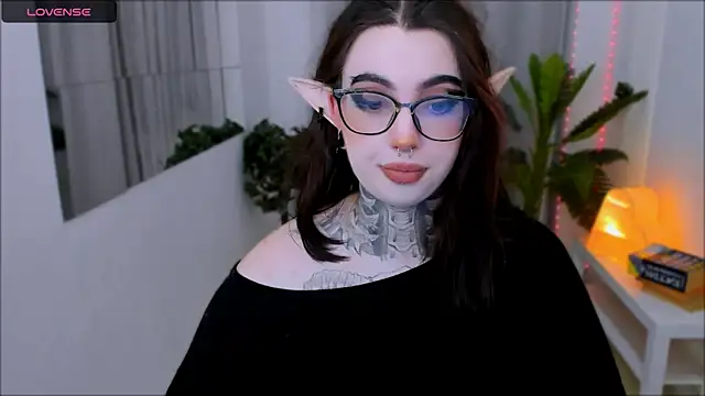 Snapshot of Dixi_Pixi_ chatting on 28, 2, 2025 Dixi Pixi  online show from 28, 2, 2025