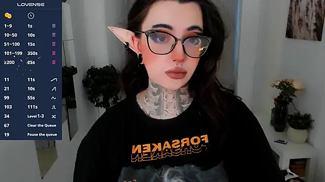 Snapshot of Dixi_Pixi_ chatting on 12, 10, 2025 Dixi Pixi  online show from 12, 10, 2025