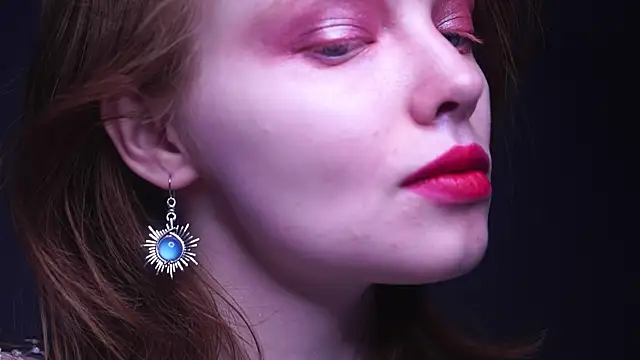 ginger hugs online show from 26, 12, 2024