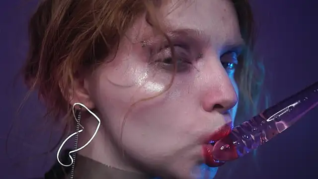 ginger hugs online show from 3, 2, 2025