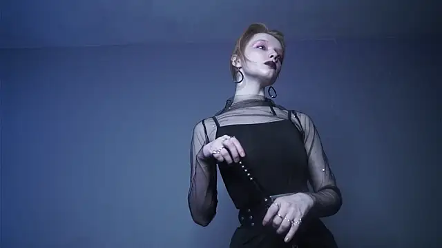 ginger hugs online show from 7, 3, 2025