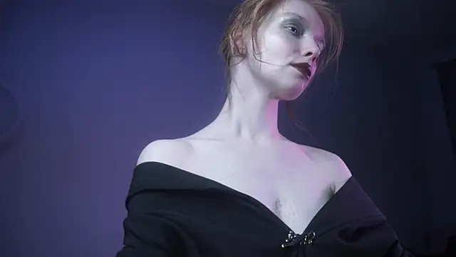 ginger hugs online show from 4, 10, 2025