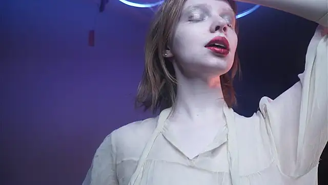 ginger hugs online show from 3, 12, 2025