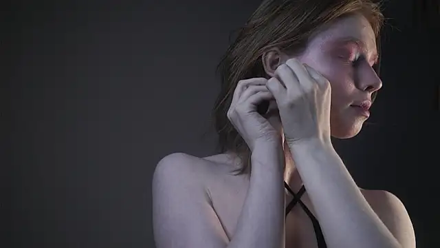 ginger hugs online show from 5, 2, 2026