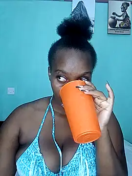 Snapshot of freaky_j_ chatting on 28, 12, 2024 freaky j online show from 28, 12, 2024