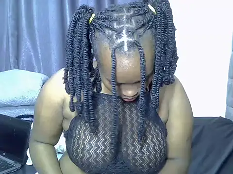 Snapshot of freaky_j_ chatting on 17, 9, 2025 freaky j online show from 17, 9, 2025