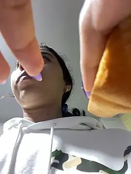 MissSussy online show from 28, 2, 2025