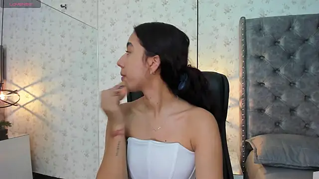 MissSussy online show from 18, 12, 2025