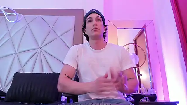 Karimferrer online show from 6, 12, 2024