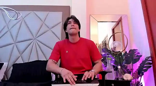 Karimferrer online show from 31, 12, 2024