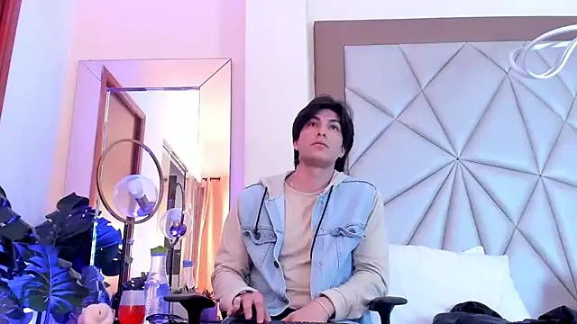 Karimferrer online show from 9, 1, 2025