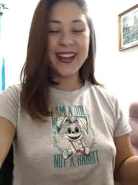 Snapshot of LisbethMoore_ chatting on 21, 3, 2025 LisbethMoore online show from 21, 3, 2025