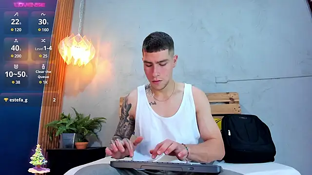 french sexx online show from 3, 1, 2025