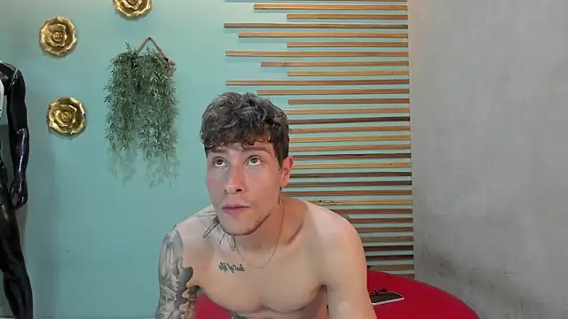 Snapshot of french_sexx chatting on 3, 11, 2025 french sexx online show from 3, 11, 2025