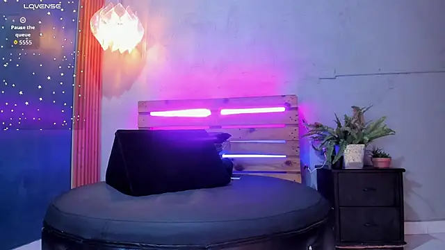 Snapshot of french_sexx chatting on 30, 11, 2025 french sexx online show from 30, 11, 2025