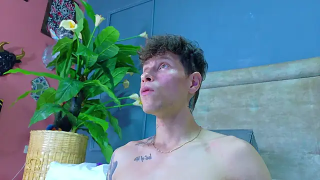 Snapshot of french_sexx chatting on 18, 1, 2026 french sexx online show from 18, 1, 2026